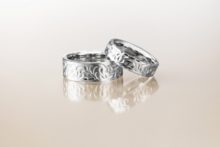 新潟で人気の結婚指輪(マリッジリング)と婚約指輪（ダイヤモンドエンゲージリング）ハワイアンジュエリーMakana（マカナ）| 本格ハワイアンジュエリーMAKANA(マカナ)の最高峰の鍛造製法リングとは